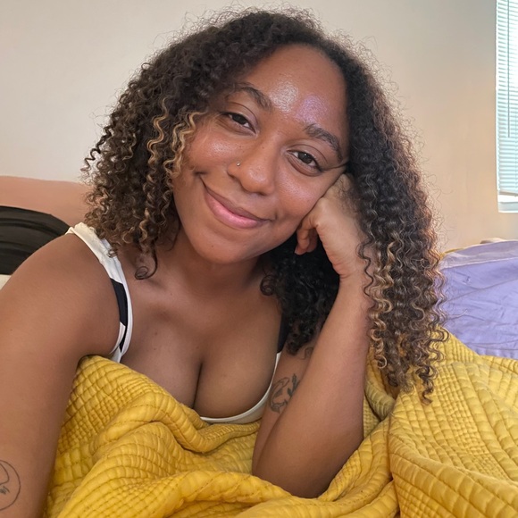 Meet Me: Brielle, Poshmark Ambassador! - Picture 9 of 9